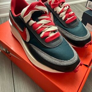 Nike LDWaffle Sacai size 6.5 men 7.5 women